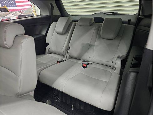 Used 2018 Honda Odyssey EX-L image 13