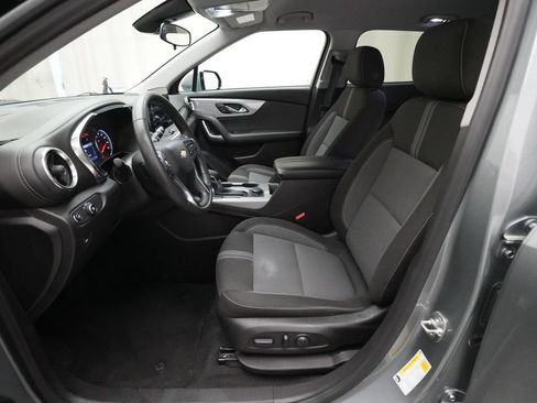 Used 2025 Chevrolet Blazer LT image 7
