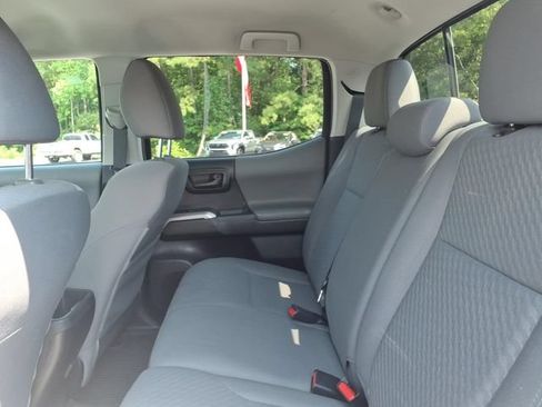 Used 2023 Toyota Tacoma SR5 w/ Technology Package RWD image 7