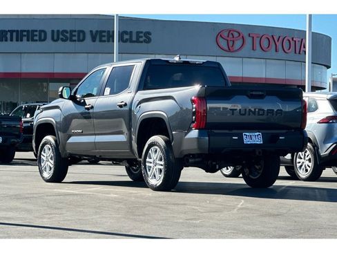 New 2026 Toyota Tundra SR5 AWD/4WD image 31