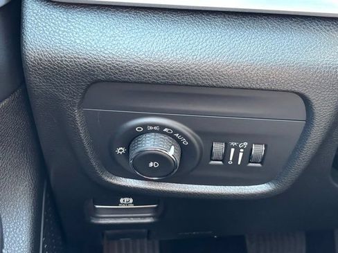 Certified 2026 Jeep Grand Cherokee Limited w/ Limited Altitude Package AWD/4WD image 31