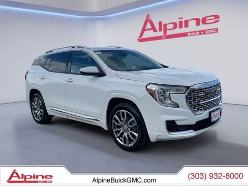 Used 2024 GMC Terrain Denali image 7