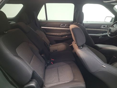 Used 2019 Ford Explorer XLT w/ Equipment Group 201A FWD image 19