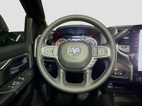 New 2026 RAM 4500 4x4 Crew Cab DRW image 7