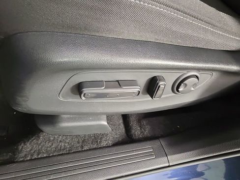 Used 2024 Honda CR-V EX image 34