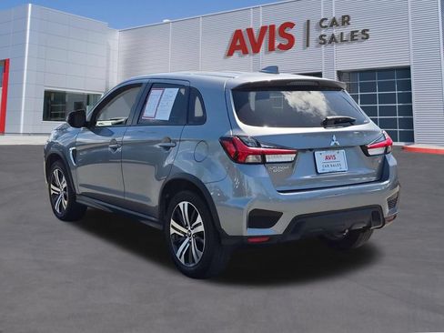 Used 2025 Mitsubishi Outlander Sport SE AWD/4WD image 9