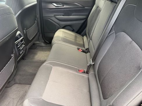 Certified 2023 Jeep Grand Cherokee Laredo w/ Luxury Tech Group I AWD/4WD image 12
