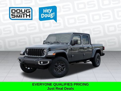 New 2026 Jeep Gladiator Sport AWD/4WD image 1