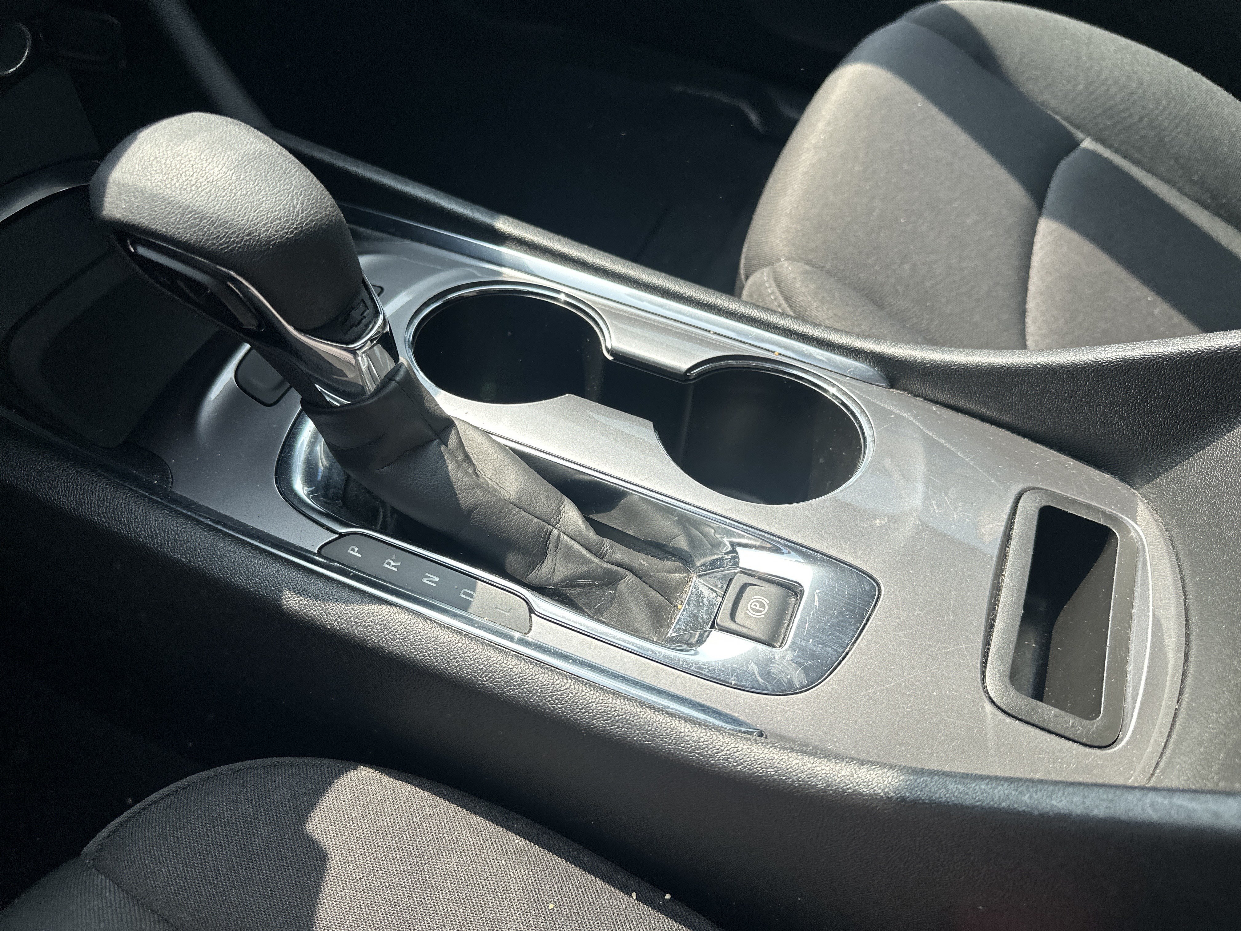 Used 2023 Chevrolet Malibu LT FWD image 15