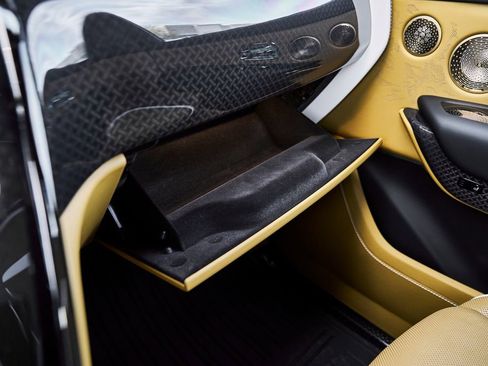 Used 2026 Rolls-Royce Cullinan Black Badge AWD/4WD image 92