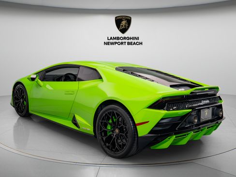 Used 2020 Lamborghini Huracan EVO AWD/4WD image 4