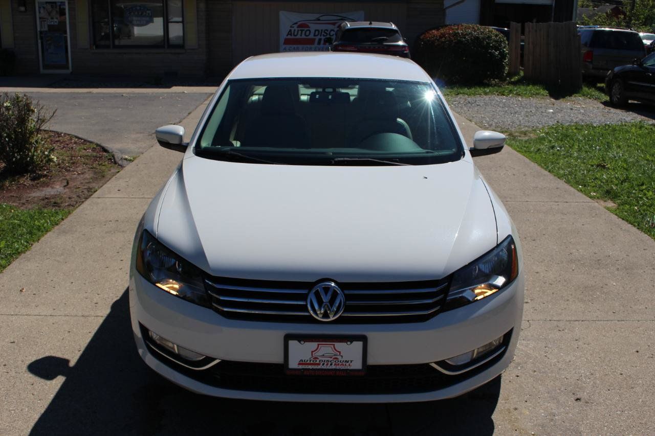Used 2015 Volkswagen Passat 1.8T Limited Edition FWD image 4