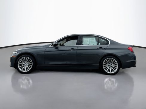 Used 2013 BMW 328i xDrive Sedan AWD/4WD image 4