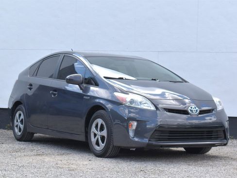 Used 2013 Toyota Prius Two FWD image 1