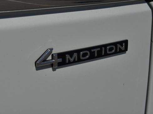 Used 2023 Volkswagen Atlas SE w/ Black Wheel Package AWD/4WD image 32