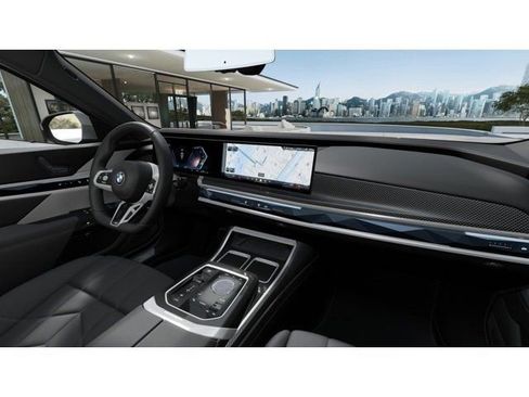 New 2026 BMW 760i xDrive w/ Executive Package image 14