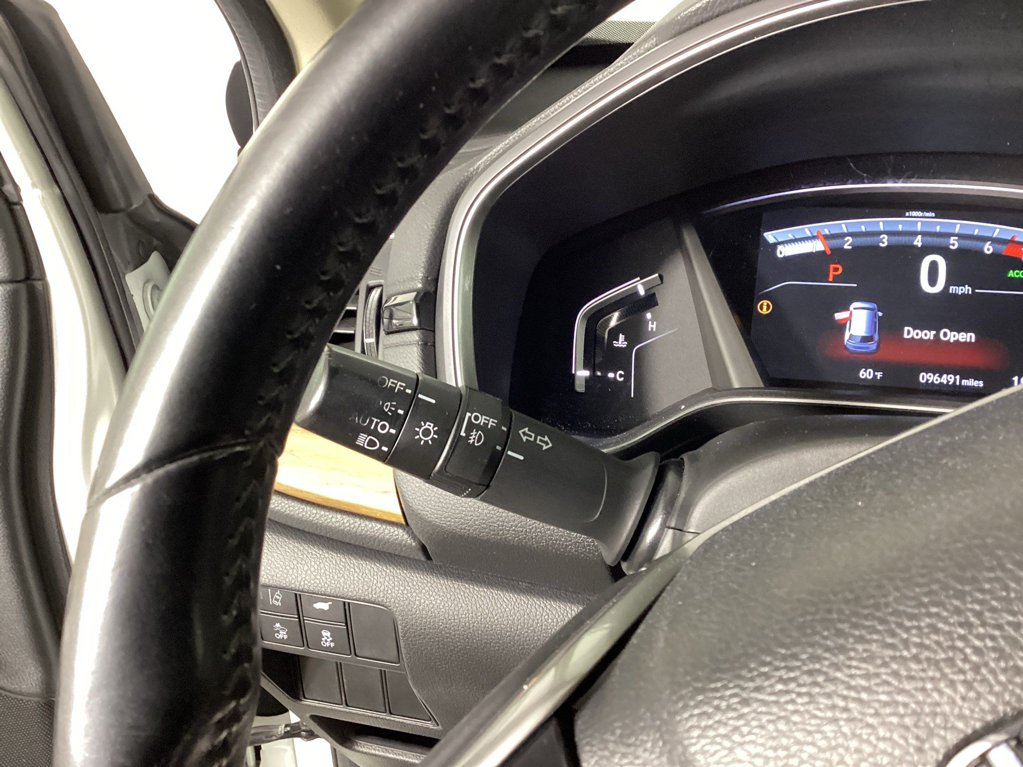 Used 2018 Honda CR-V Touring image 21