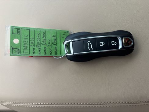 New 2026 Porsche Cayenne image 22