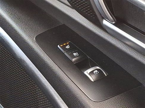 Used 2021 Kia Telluride SX w/ SX Prestige Package image 16