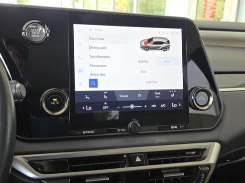 Used 2023 Lexus RX 350 FWD image 16