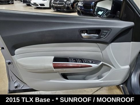 Used 2015 Acura TLX w/ Technology Package FWD image 8