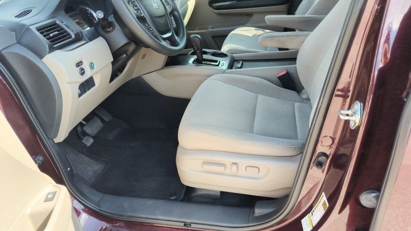 Used 2016 Honda Pilot EX image 9