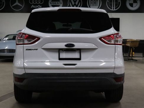 Used 2016 Ford Escape S image 4