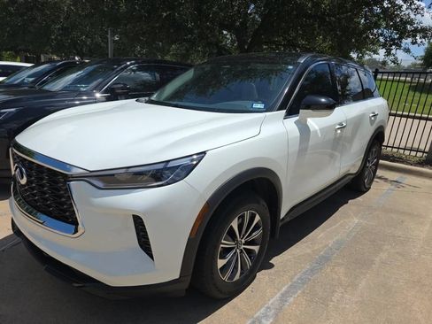 Certified 2023 INFINITI QX60 Pure FWD image 16