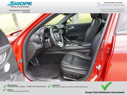 Used 2022 Alfa Romeo Giulia Ti AWD/4WD image 12