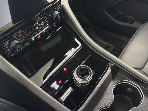 New 2025 Jeep Grand Cherokee Limited image 12