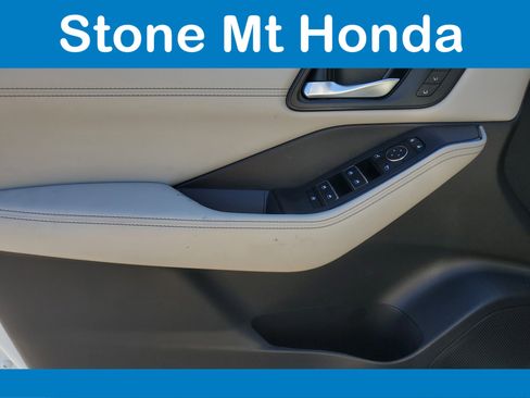 Used 2023 Nissan Rogue SL w/ SL Premium Package FWD image 21