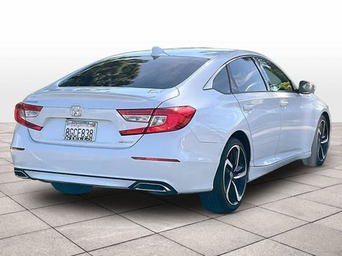 Used 2018 Honda Accord Sport image 15