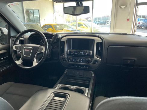 Used 2017 GMC Sierra 1500 SLE image 28