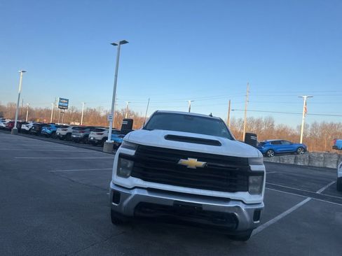 Used 2024 Chevrolet Silverado 2500 W/T w/ WT Convenience Package image 32