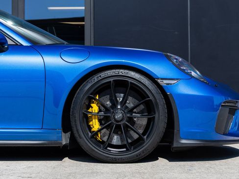 Certified 2018 Porsche 911 GT3 image 13