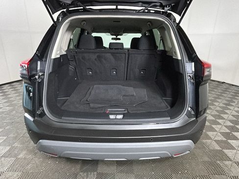 Used 2023 Nissan Rogue S AWD/4WD image 28