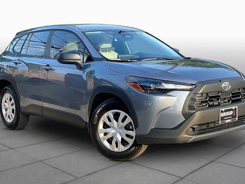 Used 2026 Toyota Corolla Cross L FWD image 3