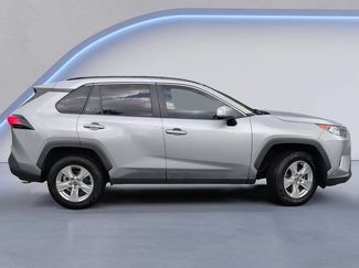 Used 2021 Toyota RAV4 XLE FWD video 3