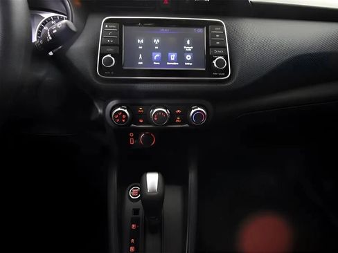 Used 2023 Nissan Kicks S FWD image 17