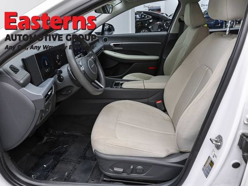 Used 2024 Hyundai Sonata SEL FWD image 14