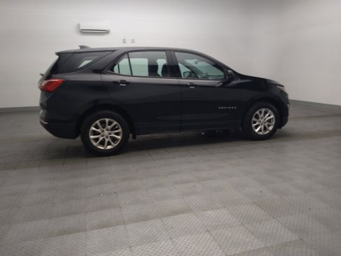 Used 2019 Chevrolet Equinox LS FWD image 10