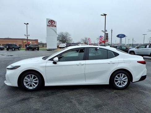 Certified 2025 Toyota Camry LE image 7