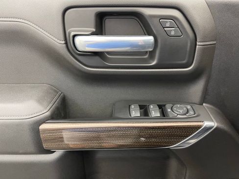 Used 2019 Chevrolet Silverado 1500 LT w/ All-Star Edition AWD/4WD image 16