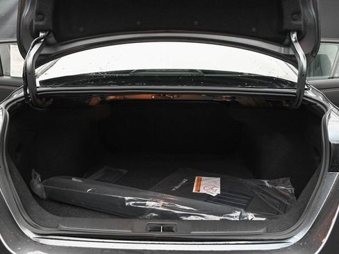 New 2025 Nissan Sentra SR image 19