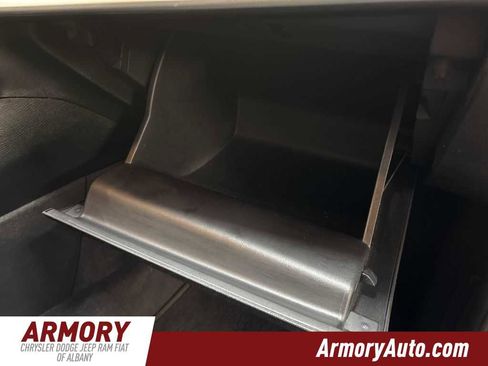 Used 2024 Jeep Compass Latitude image 39