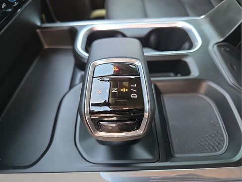 Used 2025 Chevrolet Silverado 1500 RST image 17