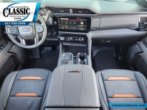 Used 2025 GMC Sierra 2500 AT4 w/ AT4 Premium Plus Package image 2