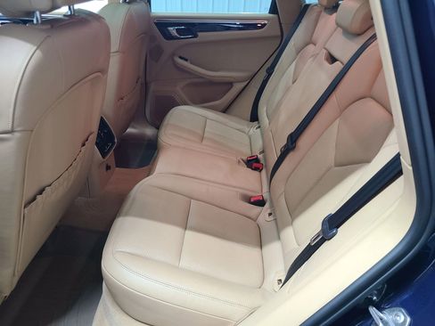 Used 2016 Porsche Macan S image 38