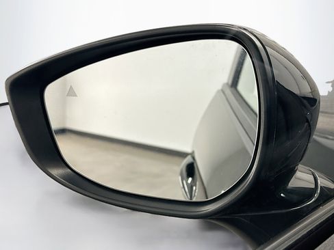 Used 2025 MAZDA CX-50 AWD 2.5 S w/ Preferred Package image 16