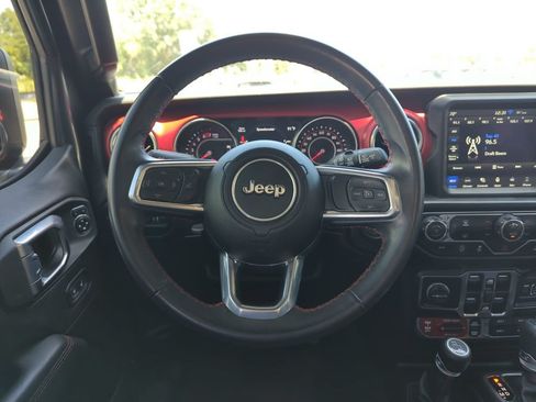 Used 2022 Jeep Wrangler Unlimited Rubicon AWD/4WD image 17